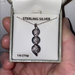 18” Elegant Sterling Silver Swirl Pendant Necklace